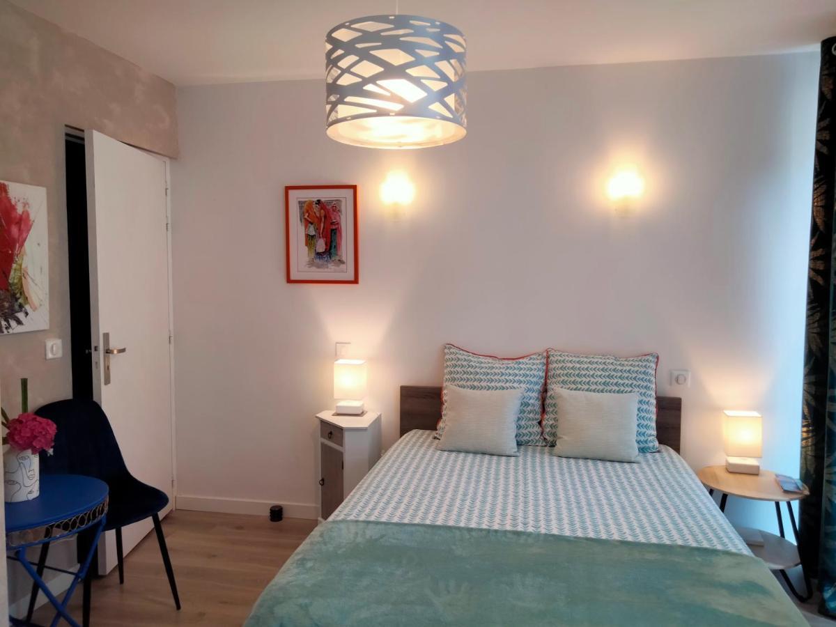 Les Chambres Hautes D'Anastasia Rodez Buitenkant foto