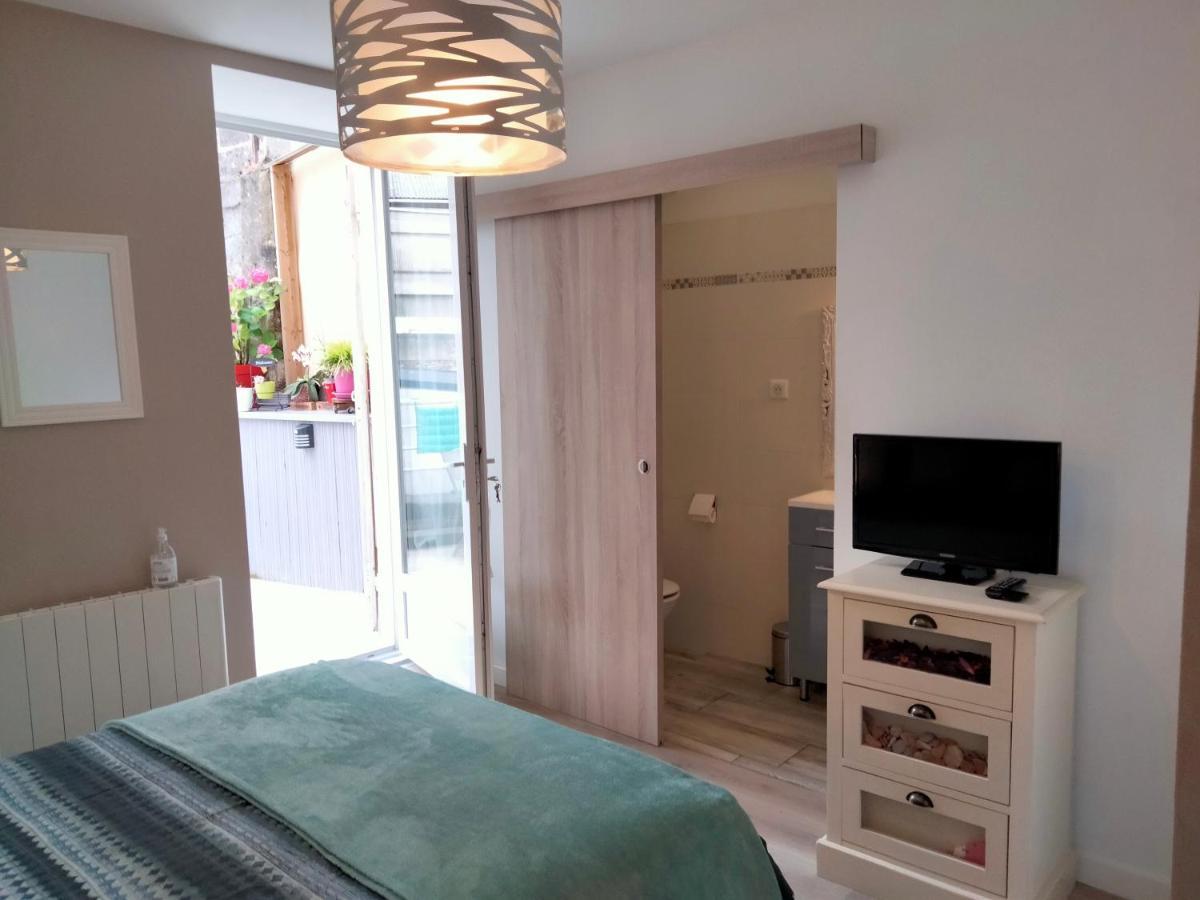 Les Chambres Hautes D'Anastasia Rodez Buitenkant foto