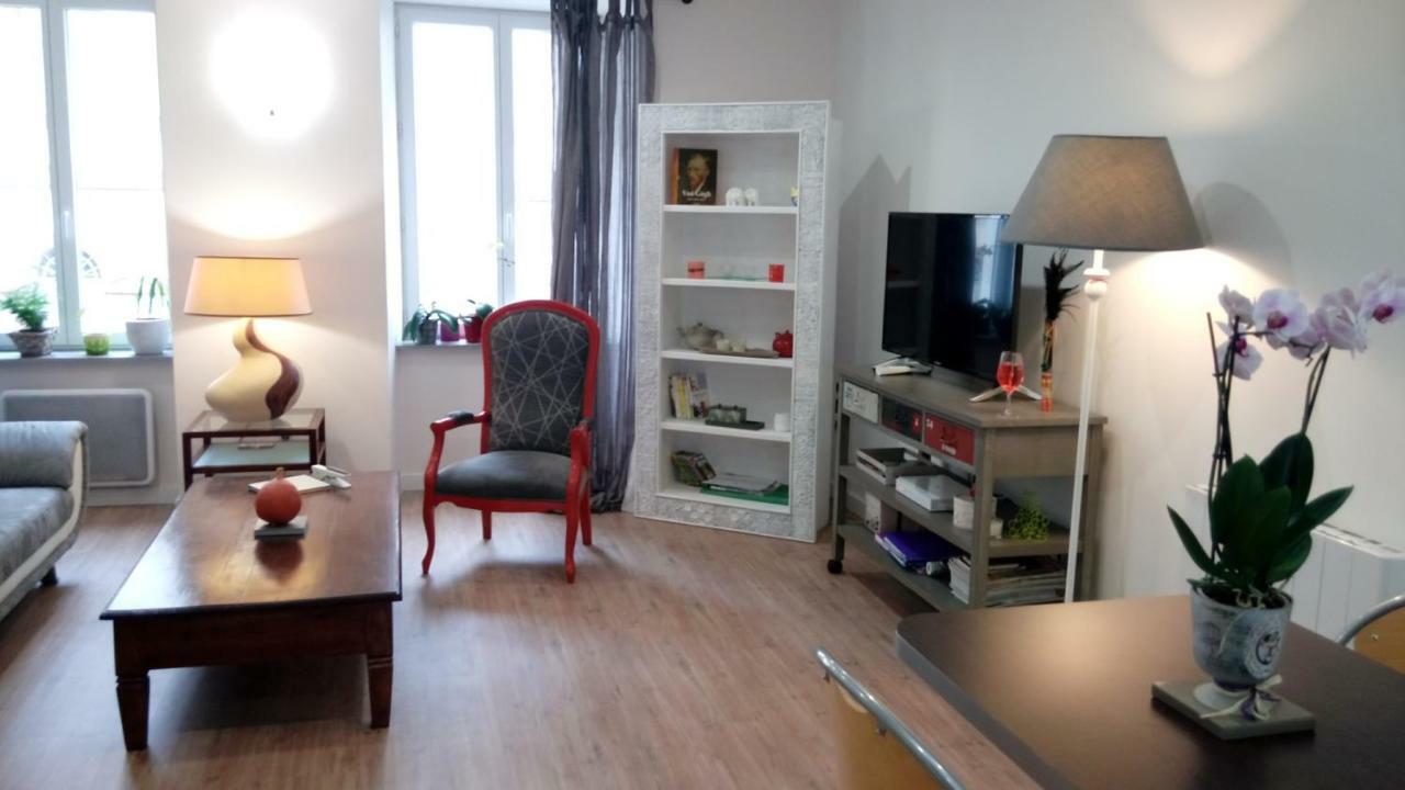 Les Chambres Hautes D'Anastasia Rodez Buitenkant foto