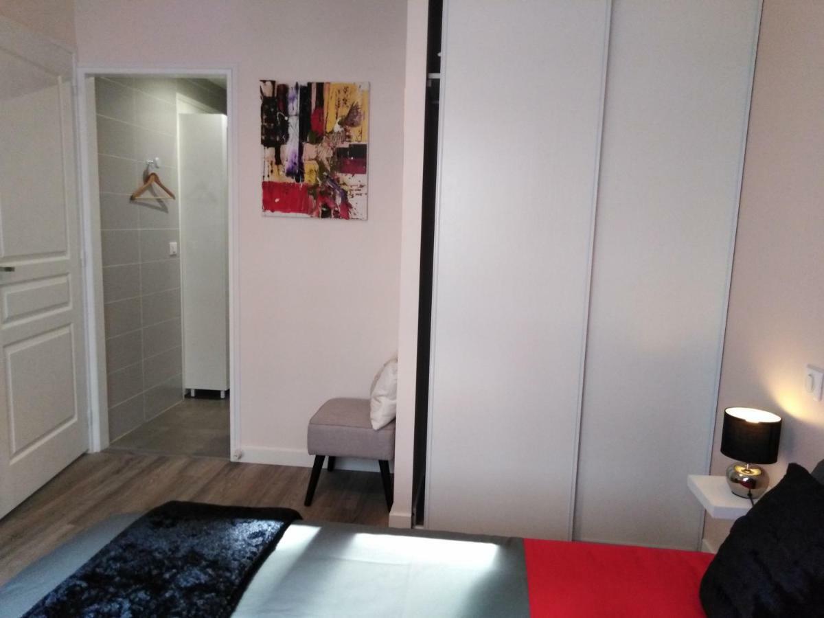 Les Chambres Hautes D'Anastasia Rodez Buitenkant foto